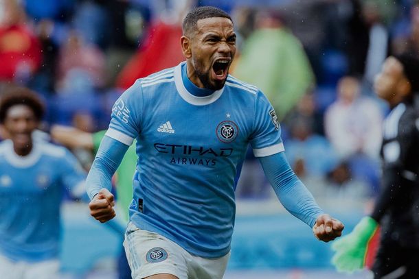 Alexander Callens sería nuevo jugador de Boca