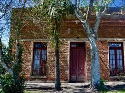 19 de Abril destaca por su ambiente sereno y sus construcciones coloniales. 19 de Abril destaca por su ambiente sereno y sus construcciones coloniales.