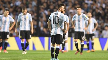 batistuta critico con dureza a la afa, cuestiono a sampaoli y a tevez, pero banco a higuain batistuta critico con dureza a la afa, cuestiono a sampaoli y a tevez, pero banco a higuain