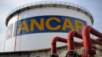 Un buque con gasoil no pudo descargar en Uruguay por la conflicitivdad sindical en Ancap. Un buque con gasoil no pudo descargar en Uruguay por la conflicitivdad sindical en Ancap.