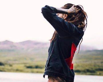 La cola tatuada de Candelaria Tinelli