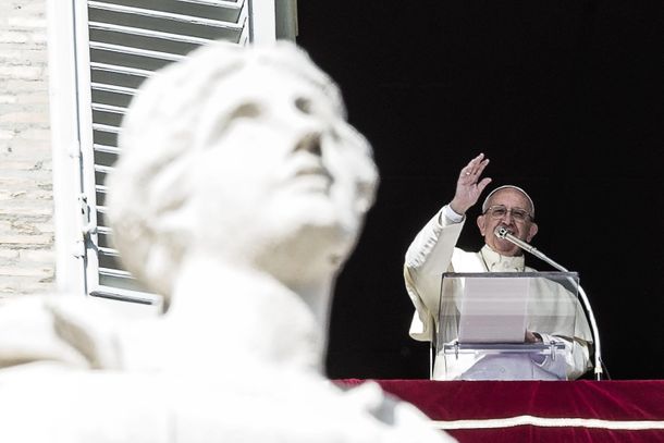 Vaticano: el papa Francisco particip&oacute; del tradicional &Aacute;ngeluz dominical.