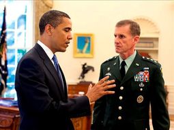 Obamamcchrystal_efe