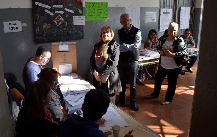 Citan a partidos para reforzar transparencia