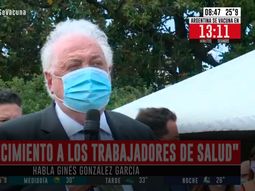 Ginés inauguró el operativo de vacunación en Argentina: Es una verdadera epopeya