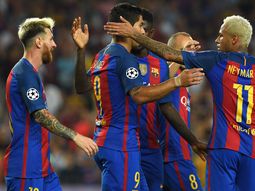 con un triplete de messi, barcelona humillo al celtic en el debut por champions con un triplete de messi, barcelona humillo al celtic en el debut por champions