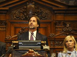 El presidente Luis Lacalle Pou durante el discurso en el Parlamento de Uruguay. El presidente Luis Lacalle Pou durante el discurso en el Parlamento de Uruguay.