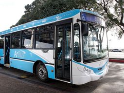 El Gobierno cerró ArBus, los colectivos que conectaban los aeropuertos de Ezeiza y Aeroparque