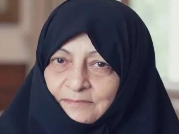 Afirman que murió la esposa de Alí Jamenei tras agonizar dos días