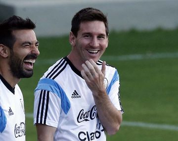 Lavezzi y Messi, compartiendo entrenamiento en la Selección