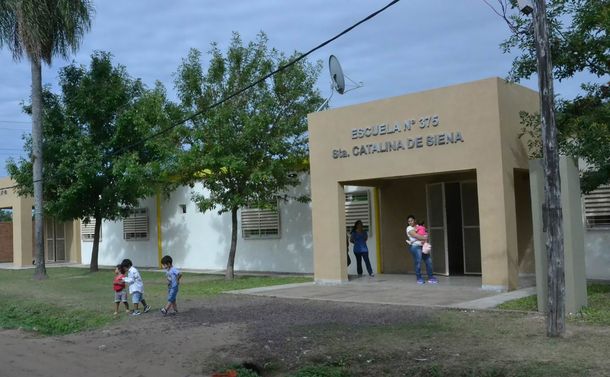 La conmovedora historia del nene correntino que no va la escuela porque no tiene abrigo