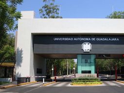 Se funda en 1935 la Universidad Autónoma de Guadalajara. Se funda en 1935 la Universidad Autónoma de Guadalajara.