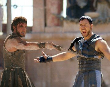 Paul Mescal y Russell Crowe.