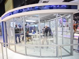 el ford live studio esta presente en el 7° salon del automovil 2015 el ford live studio esta presente en el 7° salon del automovil 2015