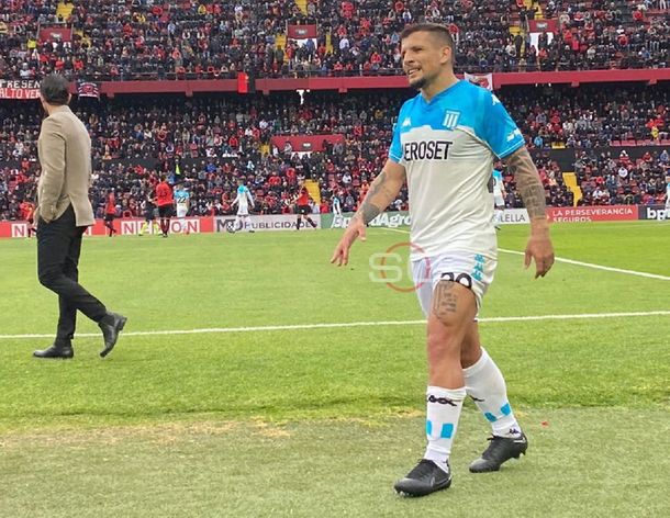 VIDEO: Se lesionó Vecchio, la figura de Racing en el torneo
