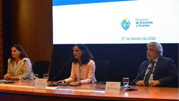 Marcela Bensión, la ministra Azucena Arbeleche y Alejandro Irastorza. Marcela Bensión, la ministra Azucena Arbeleche y Alejandro Irastorza.