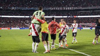 River le ganó por penales a San Lorenzo en el Monumental. River le ganó por penales a San Lorenzo en el Monumental.