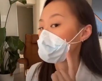Una odontóloga creó un efectivo método para colocarse el tapabocas