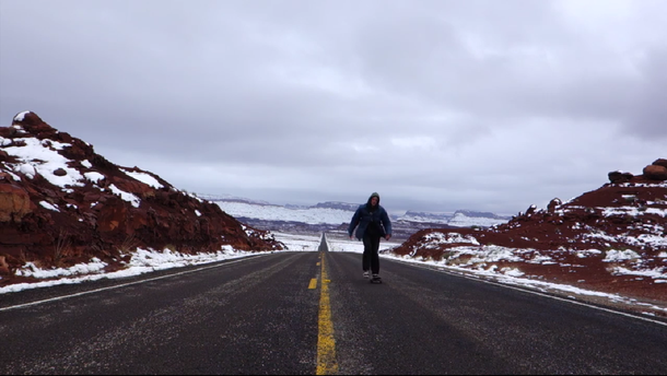 Recorre más de 1.000 kilómetros en skate a través de paisajes espectaculares