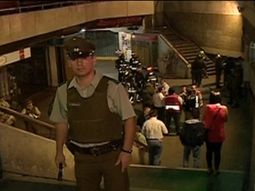Dos explosiones en el subte de Santiago de Chile