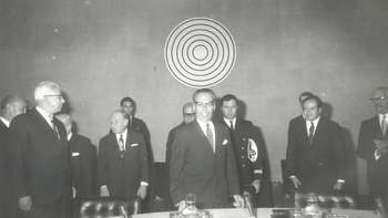 Entra en vigor el Tratado de Tlatelolco en 1969, que proscribe las armas nucleares. Entra en vigor el Tratado de Tlatelolco en 1969, que proscribe las armas nucleares.