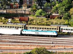 El Ferrocarril Central realizó su primer viaje entre la planta de UPM 2 y el Puerto de Montevideo. El Ferrocarril Central realizó su primer viaje entre la planta de UPM 2 y el Puerto de Montevideo.