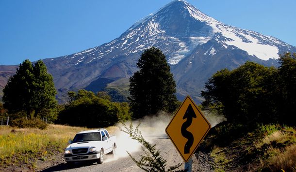 Conmoción en Junín de los Andes: hacía culipatín, chocó contra un poste y murió