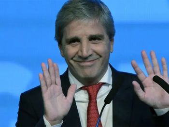 Las excusas de Luis Caputo por la alta inflación de marzo: Impacto de la Guerra en Medio Oriente