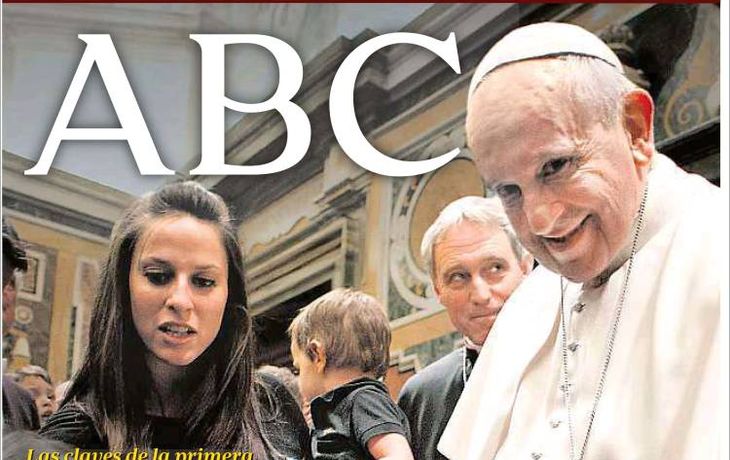 Polémica por una foto del Papa en la tapa de un diario