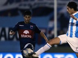 Lucas Castro Racing - Tigre Apertura 2011