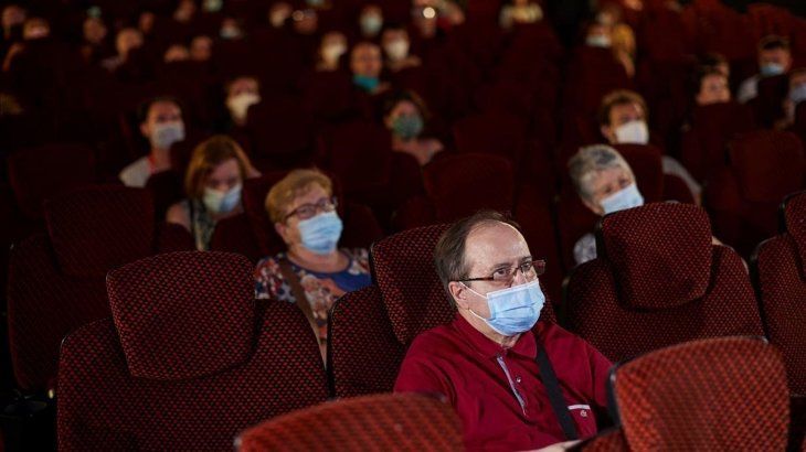 Cuándo y con qué protocolo vuelven el cine y el teatro a la Ciudad de Buenos Aires