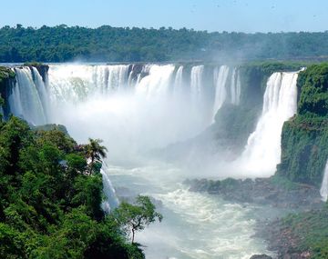 Habilitan la actividad tur&iacute;stica en los Parques Nacionales Iguaz&uacute; e Iber&aacute;
