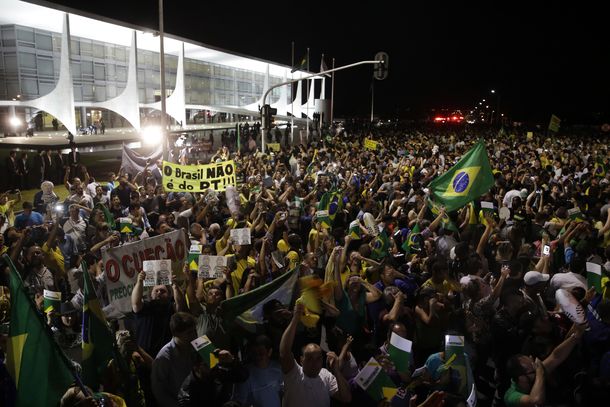 Difunden un diálogo entre Dilma y Lula y se enciende nueva polémica en Brasil