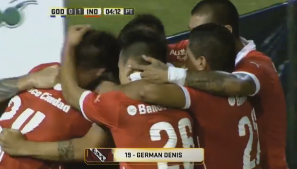 Germán Denis anotó su primer gol desde su vuelta a Independiente