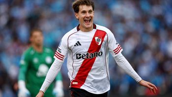 colidio golpeo primero: asi fue el 1-0 de river a belgrano colidio golpeo primero: asi fue el 1-0 de river a belgrano