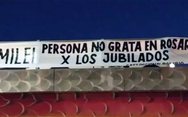 Repudios a Javier Milei en Rosario.