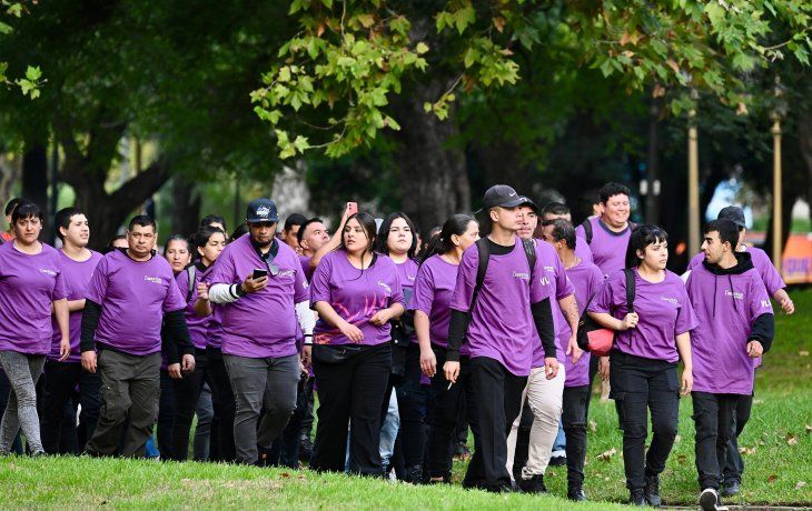 Militantes libertarios en el acto de Manuel Adorni. Foto: Noticias Argentinas.&nbsp;