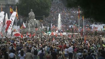 los espanoles eligen la argentina, ante la crisis financiera los espanoles eligen la argentina, ante la crisis financiera
