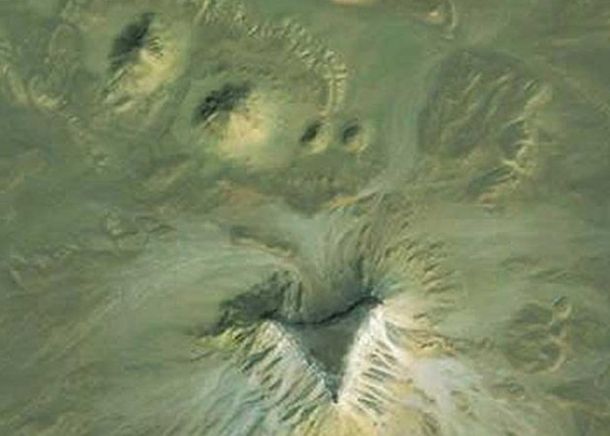 Descubren dos nuevas pirámides en Egipto gracias a Google Earth