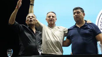 la nueva conduccion de la cgt recibe a diputados para preparar el rechazo a la reforma laboral la nueva conduccion de la cgt recibe a diputados para preparar el rechazo a la reforma laboral