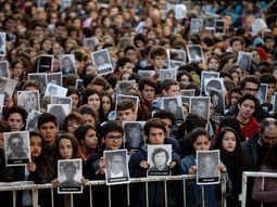 amia: el juez canicoba corral mantiene las alertas rojas amia: el juez canicoba corral mantiene las alertas rojas