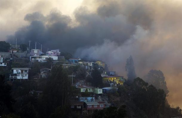 La Unesco ofreció ayuda a Chile por el incendio en Valparaíso