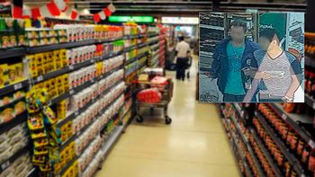 escrachan a dos policias mecheros robando carne en un super escrachan a dos policias mecheros robando carne en un super