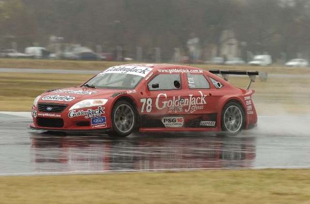 Matías Rossi se quedó con el Top Race en Junín