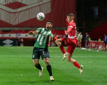 Argentinos viaja al sur para medirse ante Banfield y seguir de racha