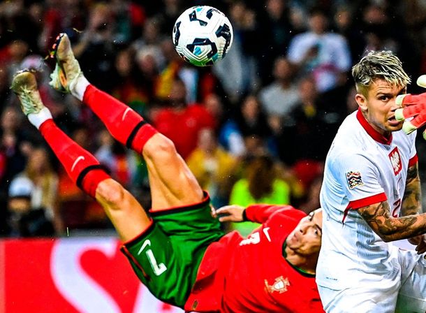La tremenda chilena de Cristiano Ronaldo en la goleada de Portugal a Polonia