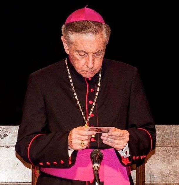 Quién es monseñor Aguer, el polémico arzobispo ultra conservador platense?