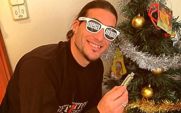 Emoción en los jugadores del Barça por los regalos de Reyes