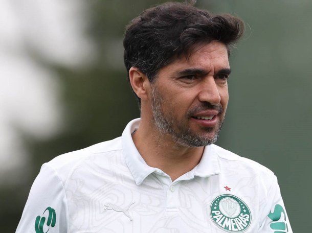La decisión que tomó Abel Ferreira para evitar un espionaje en su última práctica previo a River