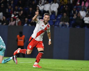 River reaccionó a tiempo y rescató un empate clave ante Independiente del Valle por la Libertadores
